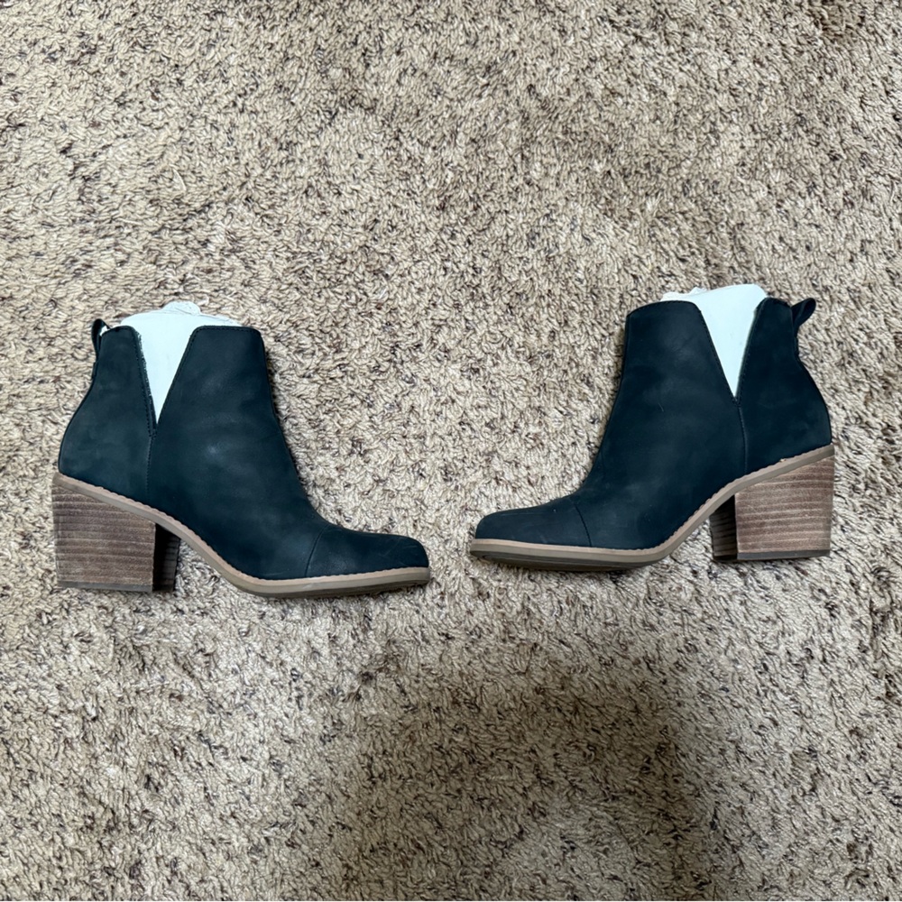 Toms Black Ankle Boots
